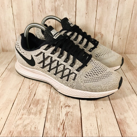 Nike Shoes - Nike Zoom Pegasus 32